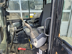 รถขุดขนาดเล็ก Hitachi ZX26U-6 เครื่องยนต์ Yanmar 20.9 แรงม้า น้ำหนัก 2.7 ตัน 3 ตัน 1.8 ตัน แบบสวิงหางสั้น - Product Image 6