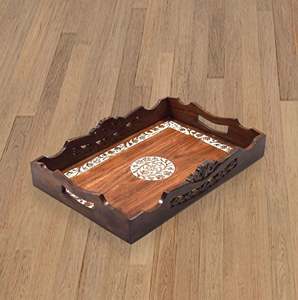 Plateau en bois d'acacia avec poignées pour servir des boissons, du thé, des desserts, le dîner, le petit-déjeuner 30,48 cm X 30,48 cm X 4,06 cm - Product Image 6