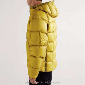 Custom Men's Windbreaker <b>Hooded</b> <b>Padded</b> Quilted Puffer down <b>Jacket</b> Breathable Winter Canvas <b>Jacket</b> Comfortable and Stylish - Product Image 3