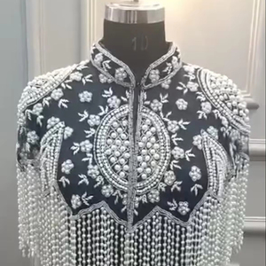 เดรสทรงเบอร์เลสก์ปักเลื่อมลูกปัดสวยงามสำหรับโอกาสและเทศกาลในงานเทศกาลที่คอ - Product Image 1