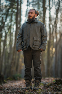 Chaqueta de Caza de Tela Suave de Poliéster con Cuatro Bolsillos de Solapa y Bolsillos Cargo con Cremallera - Product Image 4