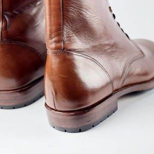 Bottes de randonnée tactiques d'hiver pour hommes en cuir véritable, mi-montantes, pour l'entraînement en extérieur, avec embout en acier et protection anti-collision - Product Image 5