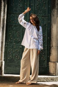 Camisas rumanas vintage con diseño de borlas de manga larga y tela de popelina Top tejido informal para fiestas de verano - Product Image 6