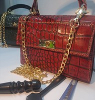 Sac à main de luxe pour femme en cuir façon crocodile, sac bandoulière, pochette, avec chaînes à lettres et motif alligator, capacité 3L