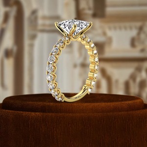 Bague de fiançailles solitaire en diamant de laboratoire rond de 1 carat avec bande pavée en or 10K-18K, certifiée IGI, cadeau de luxe pour elle - Product Image 5