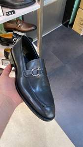 Zapatos de cuero de lujo para hombre hechos de cuero genuino para un atractivo de moda de alta gama - Product Image 3