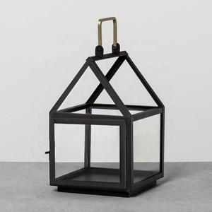 Lanternes à bougie décoratives à revêtement en poudre noire d'impression européenne Lanterne à bougie faite à la main Bougeoir en verre en forme de cloche - Product Image 1