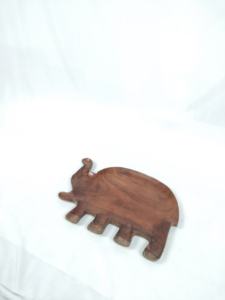 Plateau en bois élégant et pratique, conçu pour une utilisation durable dans la décoration intérieure, la restauration ou les événements de mariage. - Product Image 6