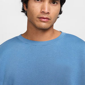 เสื้อสเวตเตอร์ผ้าคอตตอนผ้าฟลีซ100% สีฟ้าคอกลมทรงโอเวอร์ไซส์ที่หรูหราของผู้ชายงาน OEM ออกแบบได้เองลายไหล่พื้น - Product Image 4