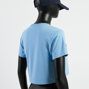 Top corto para mujer, jersey de algodón premium GSM, suave, color azul cielo, logotipo bordado en chenilla personalizado, ajuste casual, camiseta corta de algodón para mujer - Product Image 4