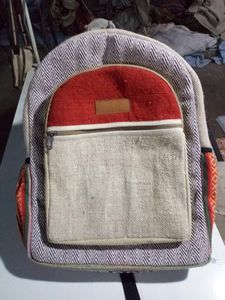 Bolsos de mochila hechos a mano de cáñamo de moda para hombres hechos en Nepal - Product Image 6