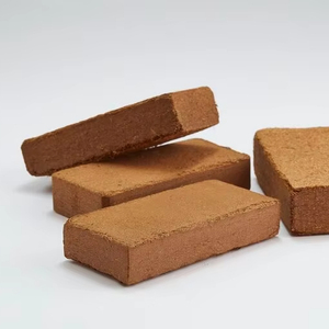 Briquettes Cocopeat Naturellement 650g Idéal Pour Terrarium Petit Animal Sri Lanka Fabrication & Exportation Qualité Premium Biodégradable - Product Image 1