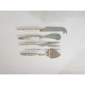 Compra de utensilios de metal para servir comida con mango de madera de diseñador, juego de cubiertos de fabricante y proveedor, juego de cubiertos de nuevo diseño al por mayor - Product Image 4