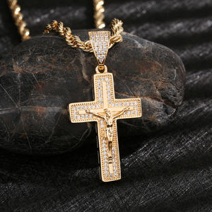 Pendentif Croix Crucifix en Laiton Plaqué Or 14K avec Zircon Cubique, Breloques Religieuses Catholiques pour <span class=keywords><strong>la</strong></span> Fabrication de Bijoux - Product Image 6