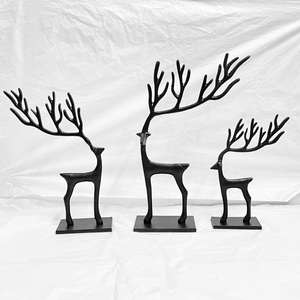 Lot de 3 rennes décoratifs en aluminium pour la maison en stock prêt de 2023 avec revêtement en poudre noire Idéal pour les cadeaux et la décoration de Noël - Product Image 1
