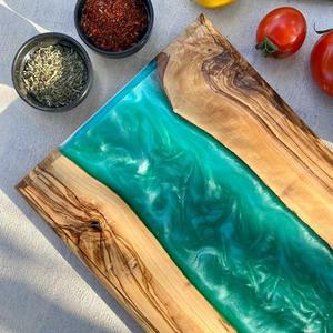 Tabla de cocina de madera y resina de diseñador, tabla decorativa de bajo precio para cocinar todos los días, tabla de cortar de resina hecha a mano única - Product Image 3