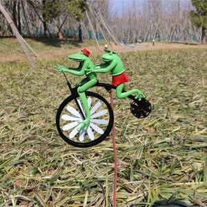 Artes decorativas sólidas ciclismo ranas figura decorativa jardín césped granja escultura ranas molino de viento objeto y acento Hotsale - Product Image 4