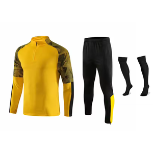 Chándales de fútbol de diseño personalizado con calcetines con etiqueta privada para entrenamiento y uso de partidos - Product Image 2