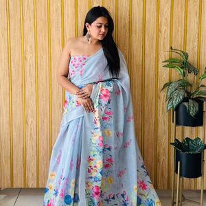 Sarees à impression numérique en coton et lin doux pour adultes Batik Floral All-Over Body Woven with Rich Silver Border Pallu Ethnic - Product Image 1