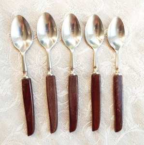 Diseño de tendencia Recubierto de PVD dorado con mango de madera Cuchara DE BODA DE LA India Ideal para uso en el hogar y el restaurante Artículos de cocina - Product Image 4