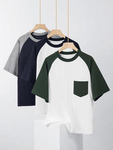 Camiseta de punto de manga corta para hombre, corte holgado, estilo <span class=keywords><strong>juvenil</strong></span>, con manga raglán, 100% algodón, anti-bolitas, con bolsillo de parche, transpirable, para verano. - Product Image 1