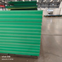 Panneau en HDPE de 55 mm de qualité alimentaire, fabricant de panneaux en HDPE, perçage de trous, cuisines commerciales