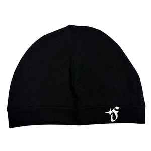 Bonnet doublé en satin avec logo OEM personnalisé Bonnets d'hiver avec doublure en satin de soie Bonnet à revers - Product Image 1