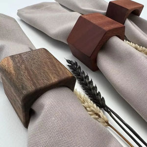 Elegantes Anillos para Servilletas de Madera de Acacia Rústicos y Ecológicos - Accesorios de Decoración de Mesa de Lujo para Comidas Elegantes VIET FARGIMEX - Product Image 1