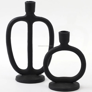 Lot de 2 bougeoirs élégants en métal de style fermier vintage noirs pour la Saint-Valentin, présentoir de chandeliers pour décoration de table - Product Image 1
