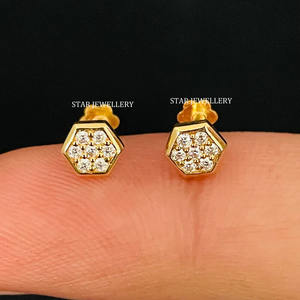 14K Oro Sólido Natural Diamante Racimo Hexágono Stud PARA LA Nariz Oreja Piercing. - Product Image 2