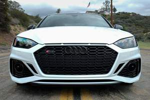 Coupé RS5 2024, V6 biturbo de 444 ch, carbone noir optique et packs Dynamic, non modifié - Product Image 3