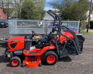 Tondeuse à gazon Kubota Zero Turn pour une coupe rapide et précise avec un effort minimal - Product Image 2