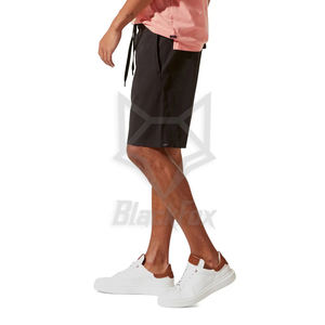 กางเกงขาสั้นผู้ชายคุณภาพสูง ผ้าฝ้ายโพลีเอสเตอร์ 100% ขายส่ง ออกแบบเองได้ ลายเรียบ สีพื้น มีกระเป๋า เป็นมิตรกับสิ่งแวดล้อม ระบายอากาศได้ดี - Product Image 6