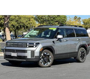 2025 Hyundai Santa Fe SEL FWD usado cuidadosamente - Product Image 4