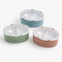 Boîte à lunch en plastique OEM de 970 ml avec 2 compartiments, plateau amovible, couvercle transparent et cuillère pour le bureau, l'école et les voyages