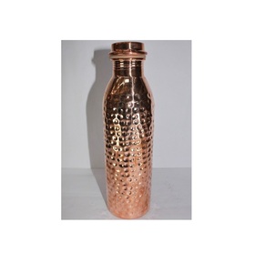 Bouteille en cuivre martelé finition antique, vaisselle en cuivre sans soudure - Pichet en cuivre pour la santé holistique et tasse en cuivre grande capacité - Product Image 3