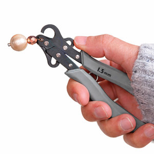 Pince à bec plat professionnelle avec poignée ergonomique, outil de précision en acier inoxydable pour la fabrication de bijoux, la fabrication de perles, l'enroulement de fil - Product Image 3