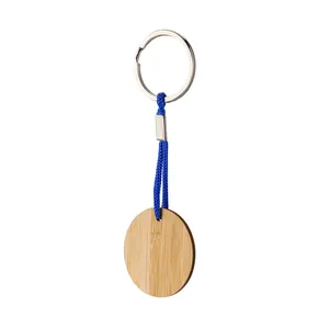 Portachiavi e Moschettoni Personalizzati in Bambù - Gadget Promozionali su Misura - Product Image 1