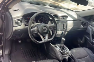 El Mejor NISSAN ROGUE S FWD 2018 con Volante a la Izquierda/Derecha - Product Image 3