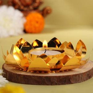 Portavelas de luz de té con forma de loto de color dorado para decoración de hogar, oficina y boda, bellamente hecho a mano de Metal de buena calidad - Product Image 1