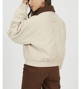 เสื้อแจ็คเก็ตวาร์ซิตี้ผู้หญิง ODM ทรงปกติ แฟชั่นติดกระดุมเต็มตัว สำหรับชุดยูนิฟอร์มสำนักงานและวิทยาลัย ผ้าฝ้ายแคนวาส ทรงบอมเบอร์ - Product Image 6