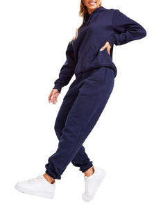 2025 nuevo conjunto de chándal de última moda para mujer Top y pantalones a juego para el hogar Jogging deportes al aire libre o estilo diario - Product Image 2