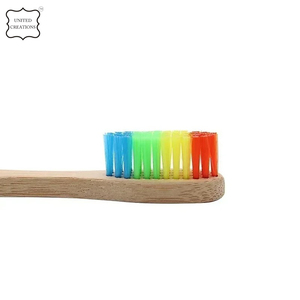 Cepillo de dientes de Madera Suave biodegradable personalizado cepillo de dientes de bambú colorido mango de madera de bambú Natural cepillo de dientes de bambú de Hotel - Product Image 2