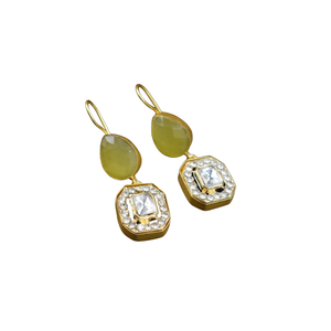 Material de la mejor calidad, latón y piedra mate chapada en oro, pendiente de tuerca, hermosa joyería de moda para mujeres y niñas - Product Image 6