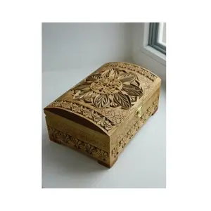 Masterpiece Vintage elegante Esculpido Handmade Walnut Wood Jewelry Box Presentes para casamento