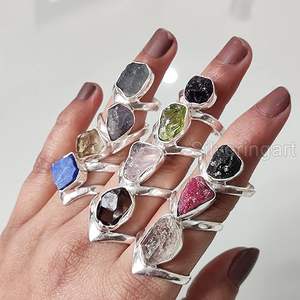 Anillo de Piedras Preciosas en Bruto para Mujer, Anillo de Plata de Ley 925 con Amatista Natural, Piedra Lunar, Rubí y Granate - Product Image 5