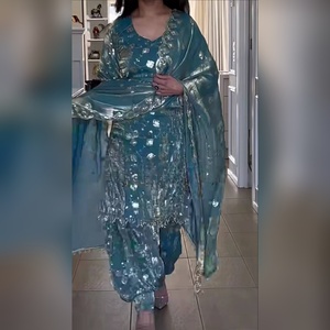 Precio de fabricante, salwar kameez de algodón con bordado a mano, conjunto de 3 piezas para suministro de catálogo y tienda, acabado premium - Product Image 4