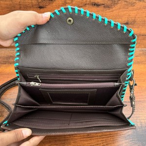 Nueva llegada de billetera de cuero occidental para mujer, hermoso diseño, tallado a mano, embrague, moda, multiusos - Product Image 4