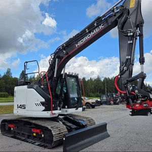 Mejor Oferta: Excavadora de Orugas Hidromek HMK145LC 5 SR con Motor Isuzu, Alta Potencia de Excavación, Diseño Compacto de Giro, Sistema Hidráulico Avanzado - Product Image 1