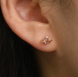 ต่างหูเจ้าหญิงดาวเสาร์, ต่างหูดาวเสาร์ JUPITER Moon, เครื่องประดับจักรวาล, ต่างหูสตั๊ดดาวเสาร์, ต่างหูขนาดเล็กสวยงาม - Product Image 2